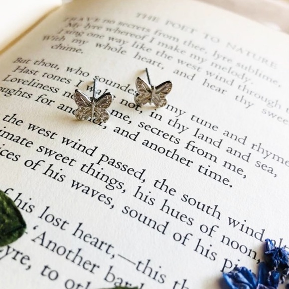 ALQUIMIA Jewelry - 3/35$$ DIAMOND PAVED BUTTERFLY STUDS